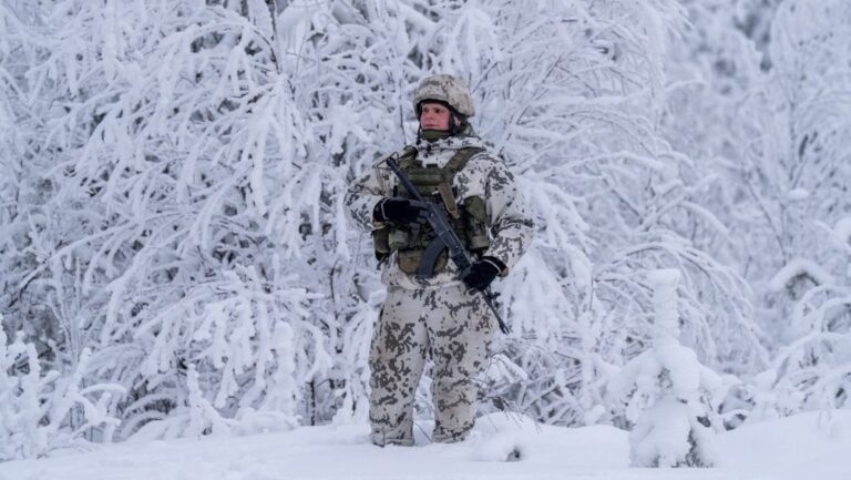 Finnország feloldja az atomfegyverek állomásoztatásának tilalmát