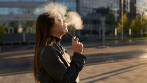 Az e-cigaretta is rákot okoz, állítja egy nagyszabású tanulmány