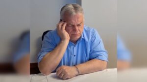 Szakértő: Orbán Viktor manipulált videó miatt hívta lányait