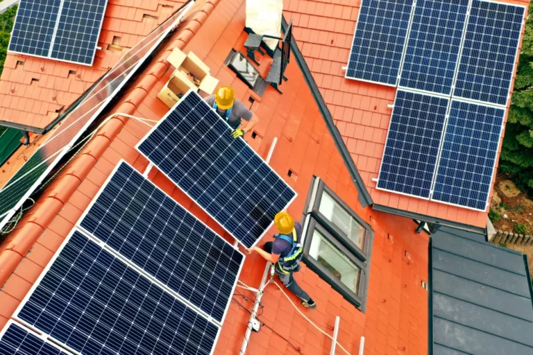 Orbán Viktor levelével együtt érkezik a napelemtárolási program eredménye a nyerteseknek