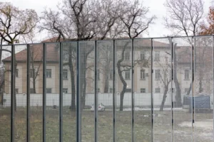 Hatszázezer depressziós országa vagyunk, mégis akad kórház, ahol száz pszichiátriai ágyra jut egy orvos