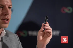 A Tisza ellen dolgozó „Henry” csapatának lehetett köze a párt irodájában talált kémtollhoz is