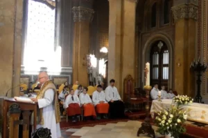 Egy fóti templomban elhangzott a húsvéti misén: Gyurcsány Jézus ellensége