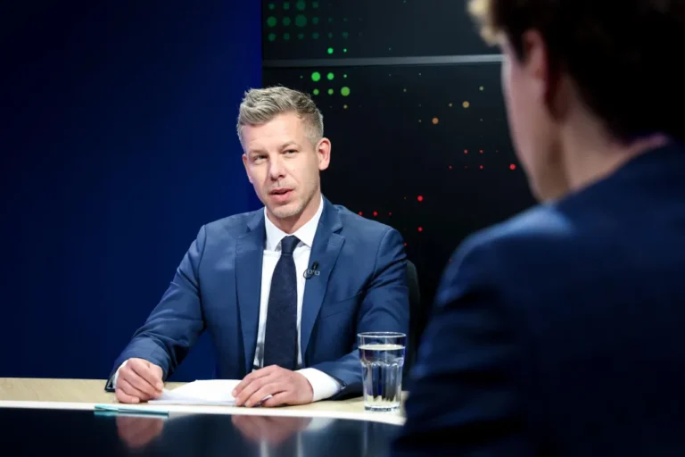 Én leszek az, aki az ellenzék jogosítványait védeni fogja – interjú Magyar Péterrel