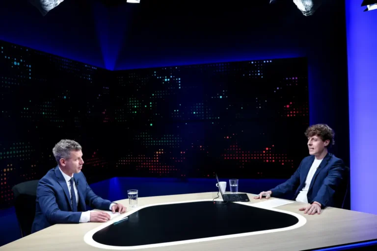 Magyar Péter azt ígéri, hogy vasárnap ott lesznek minden szavazókörnél, és mindent rögzíteni fognak