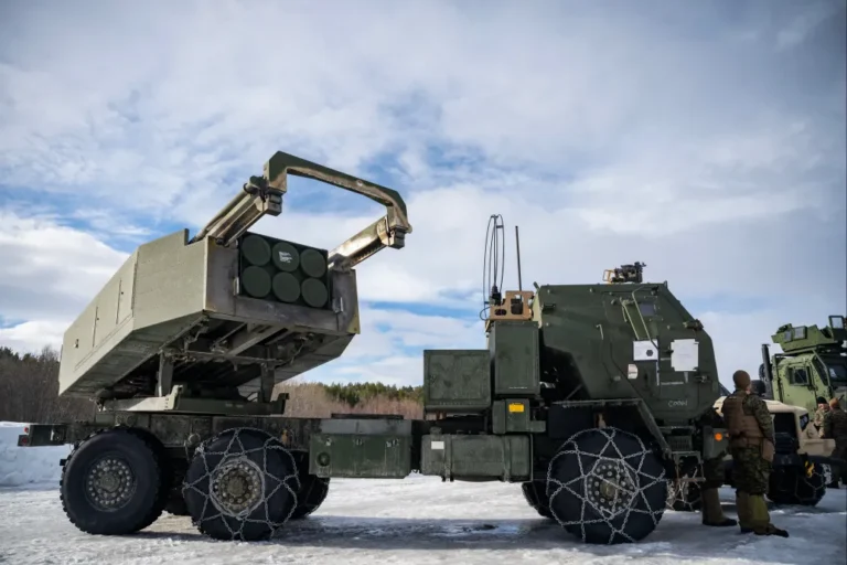 A Mol 500 millió dollárnyi olajat vesz az USA-tól, a kormány pedig HIMARS rakétarendszereket vásárol