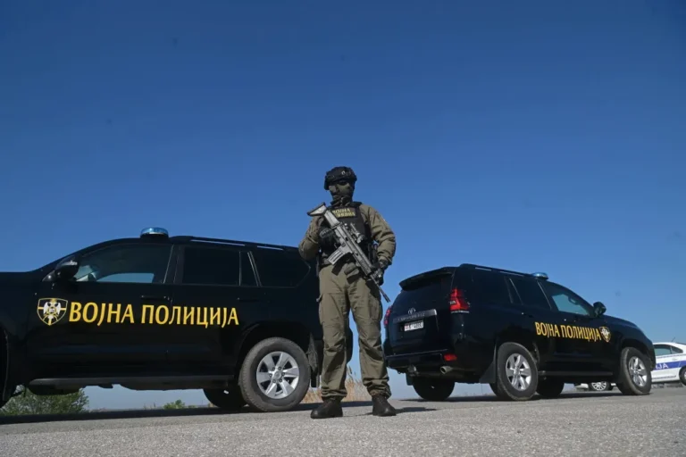 Szerbiai robbanóanyag: elemzik a hátizsákok tartalmát