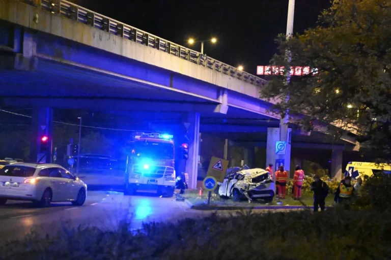 Indítványozták a Váci úti felüljárón történt balesetet okozó férfi letartóztatását