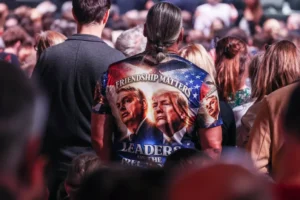 Orbánék mindig a személyes kapcsolatokat mantrázták, de barátai és szövetségesei sorban gratuláltak Magyarnak