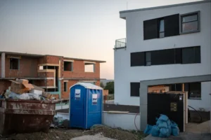 Egy lakásból négy, egy házból kettő: milliós bírságokat hozhat a magyaros ingatlanmatek