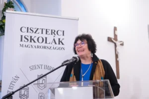 Belső lázadó, keménykezű vezető, jó szakember a Tisza lehetséges oktatási minisztere, akit szétszedett az internet