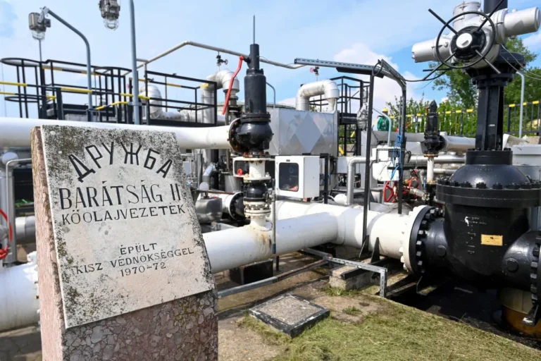 Egyhangúlag elfogadták az ukrán hitelhez hiányzó jogszabályt az EU kormányai