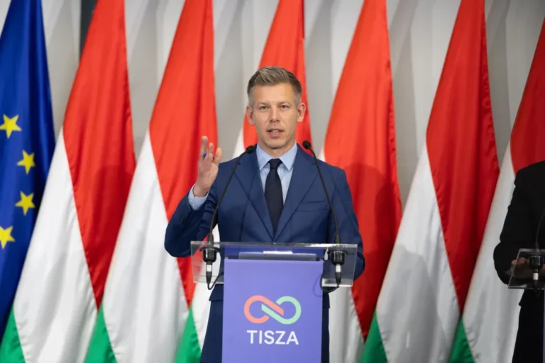 Újabb minisztereket jelent be pénteken Magyar Péter