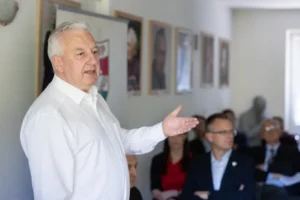 Semjén Zsolt beadta lemondását a KDNP elnöki pozíciójáról, de nem fogadták el