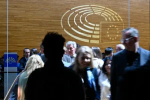 12 órás maratoni vita után sem sikerült megegyeznie az EU-nak az MI-szabályozásról