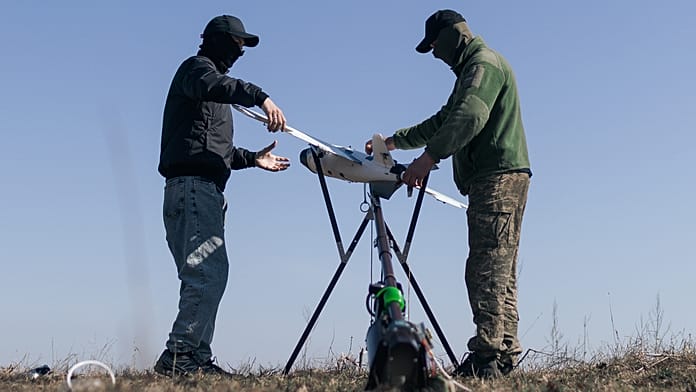 Mesterséges intelligenciával működő elfogódrónokat fejleszt Ukrajna