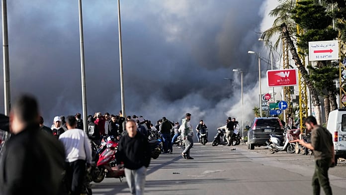 Támadások érnek dél-libanoni falut, épületek és járművek sérülnek