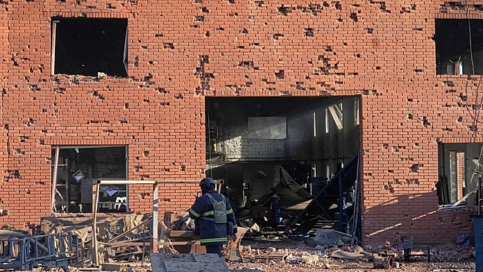 Kijev régiót "masszív" nappali orosz drón- és rakétatámadás érte