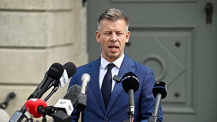 Sulyok Tamás "megfontolja" Magyar Péter érveit, melyek szerint le kellene mondania