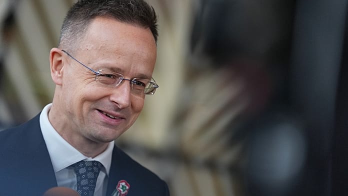 Sajtóértesülések szerint Szijjártó segítséget ajánlott Iránnak egy Hezbollah elleni akció után