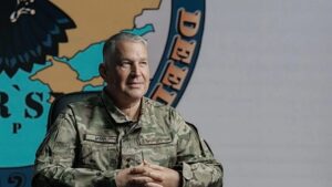 Dróncsapásokat mér egy ukrán tévés producer a kulcsfontosságú orosz hadviselési rendszerekre