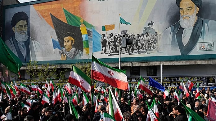 Az amerikai-iráni tűzszünet az összeomlás szélén, a béketárgyalások elakadtak