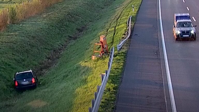 Nagy bajba került egy autós az M1-esen, a folytatás bűncselekményt vet fel + videó