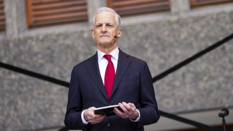 Norvégiában felavatták a 15 évvel ezelőtti terrortámadásban megrongált kormánynegyed több helyreállított épületét