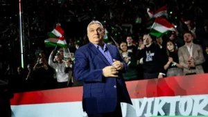 Szenzációs csapat: békepárti nagyágyúk állnak ki Orbán Viktor mellett – videó