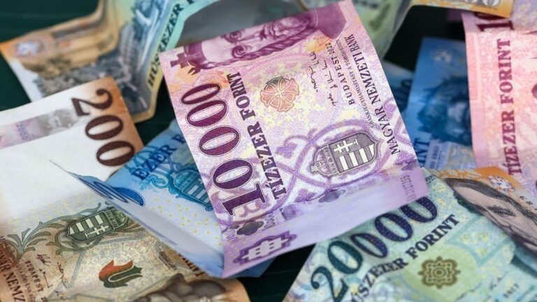 Jön a Tisza-kormány – a piaci elemző szerint vége lesz a különadóknak, az árrésstopnak és az üzemanyagár-szabályozásnak is