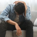 Láthatatlan teher: a kisebbségi stressz pszichológiája