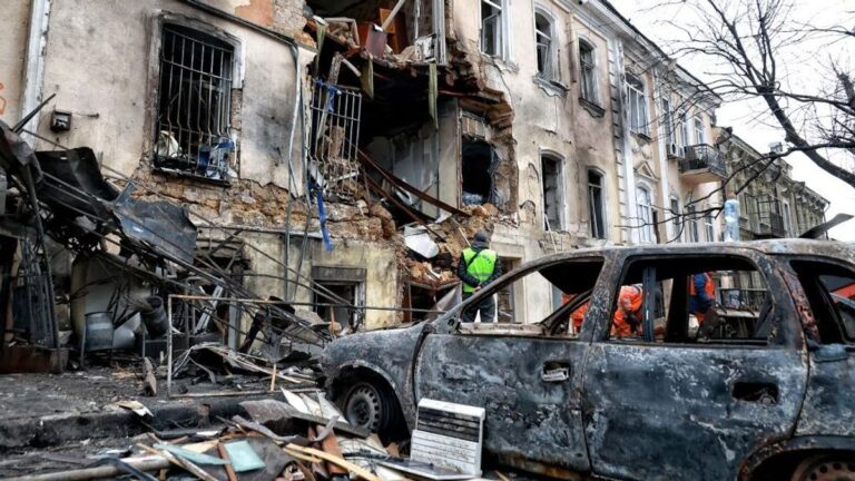 Emberi sorsok millióit törte derékba az ukrajnai háború