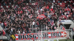 A diósgyőri ultrák adnak egy utolsó esélyt a csapatnak, a Fradi is tudja, miért