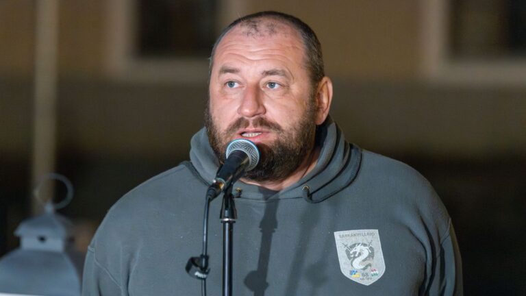 A helytartó fenyeget