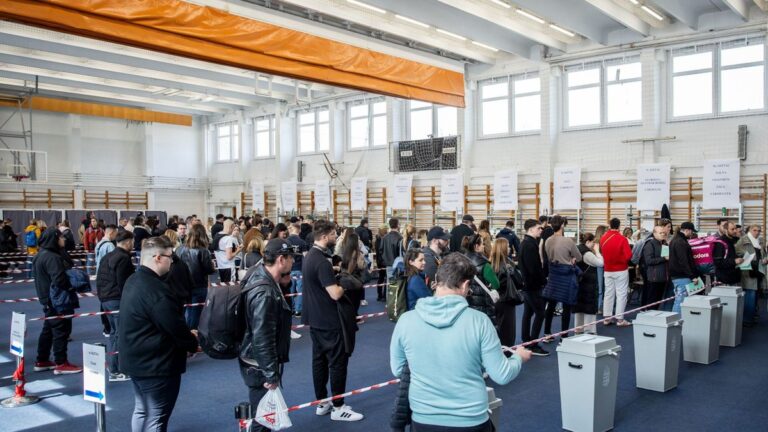 A rekordrészvétel azt mutatja, hogy a választás tisztaságához nem férhet kétség