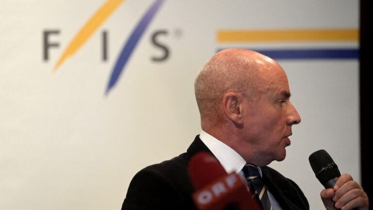 Az örmények menthetik meg a Nemzetközi Síszövetség diktátor-elnökét