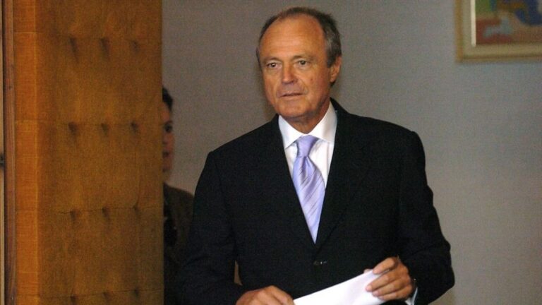 Jön a szegények adója