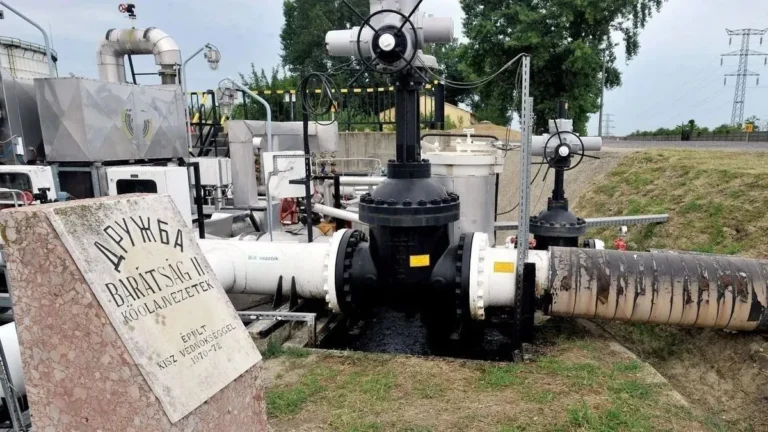 Újraindult a kőolajszállítás a Barátság vezetéken