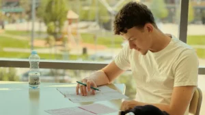 Vért fog izzadni ezen a műveltségi kvízen – ha sikerül a 7/7, megemeljük a kalapunk!