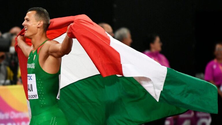 Ismert olimpikon állt Orbán Viktor mellé