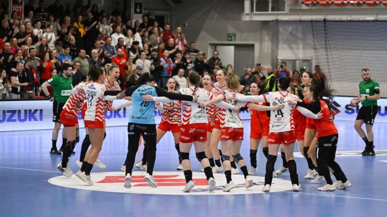 Nagyon nehéz feladatot kapott Elek Gábor csapata