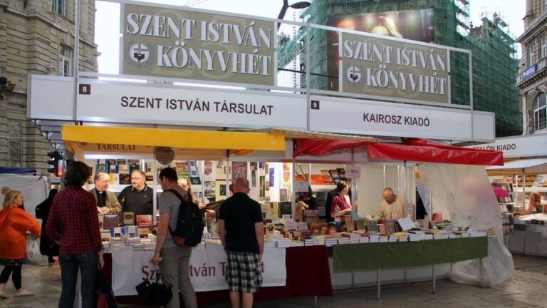 Juhász Árpád és Csóti György is dedikálni fog a Szent István Könyvhéten