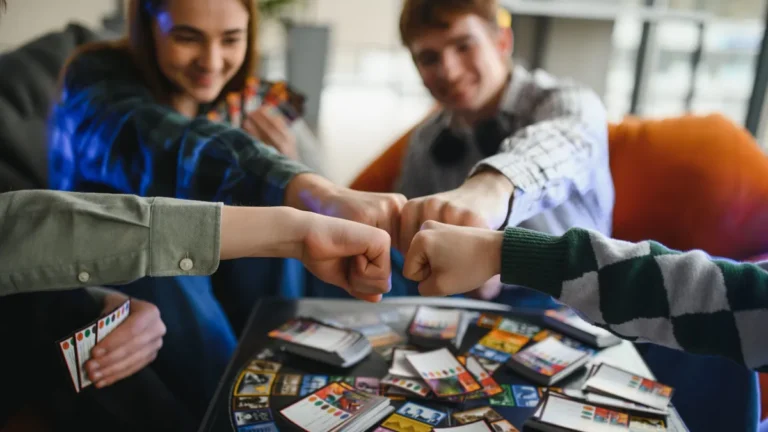 Gyors, pörgős, addiktív: mitől működik igazán egy jó esti program