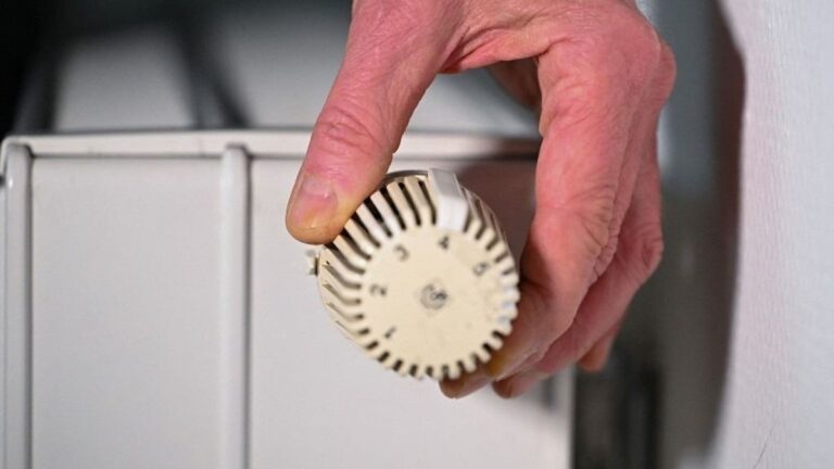 Újabb 1100 társasházban válhat energiatakarékosabbá a távfűtés