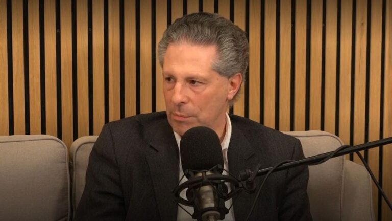 Schiffer András: Nem túlzás, hogy nyugati titkosszolgálatok dolgoznak a magyar választás befolyásolásán + videó