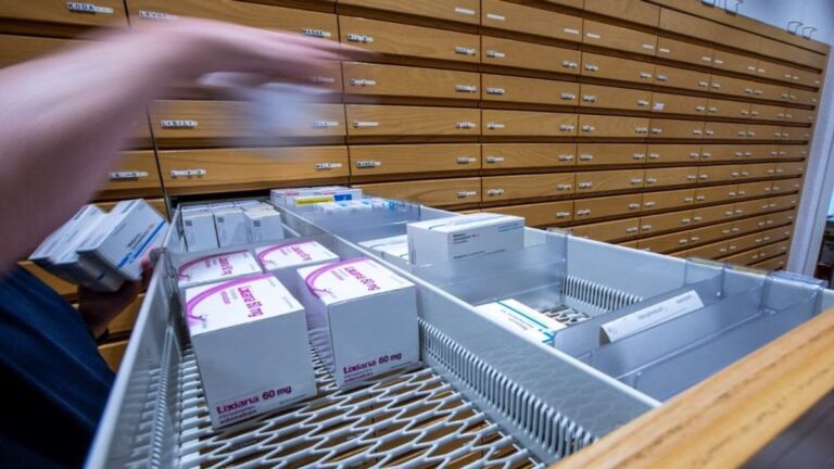 Óriási válság jöhet, a gyógyszerekből is kifogyhat Európa