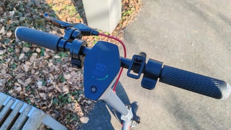 Összehasonlító vizsgálat: AERIUM SmoothRide Ultra elektromos roller – ideális a városi közlekedéshez