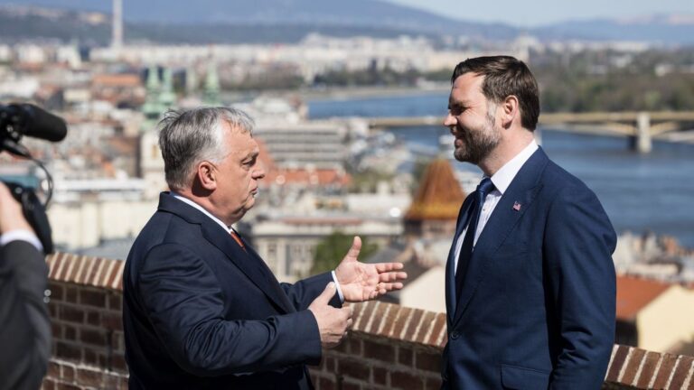 Támogatás a Fehér Házból