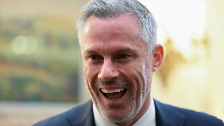 Carragher furcsa bejegyzése összezavarta a Liverpool szurkolóit, de feltörték a fiókját