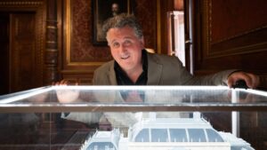 Ókovács Szilveszter a 24.hu-nak: Sem a pályázati kiírásban, sem a szerződésemben nem az áll, hogy „kormányváltásig”